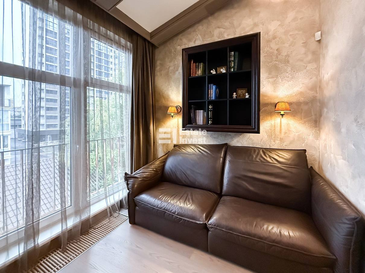 photo_12_2025-10-06_14-38-58