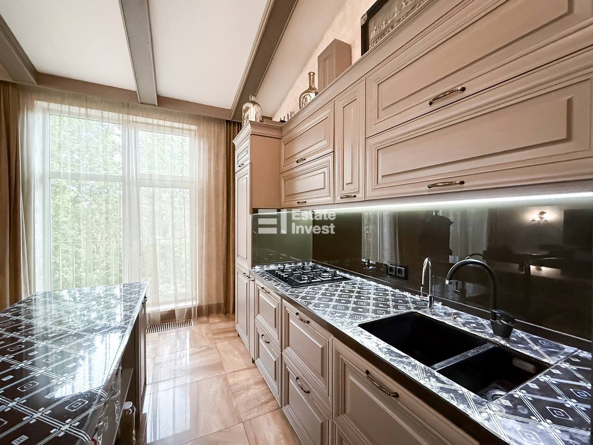 photo_1_2025-10-06_14-38-58