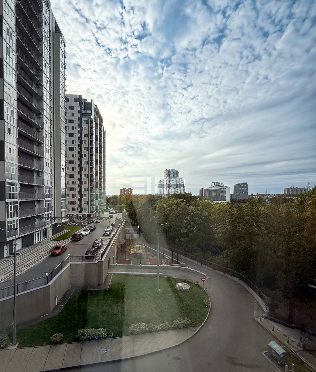 photo_3_2025-10-06_14-39-33