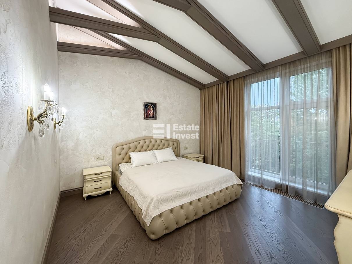 photo_8_2025-10-06_14-38-58