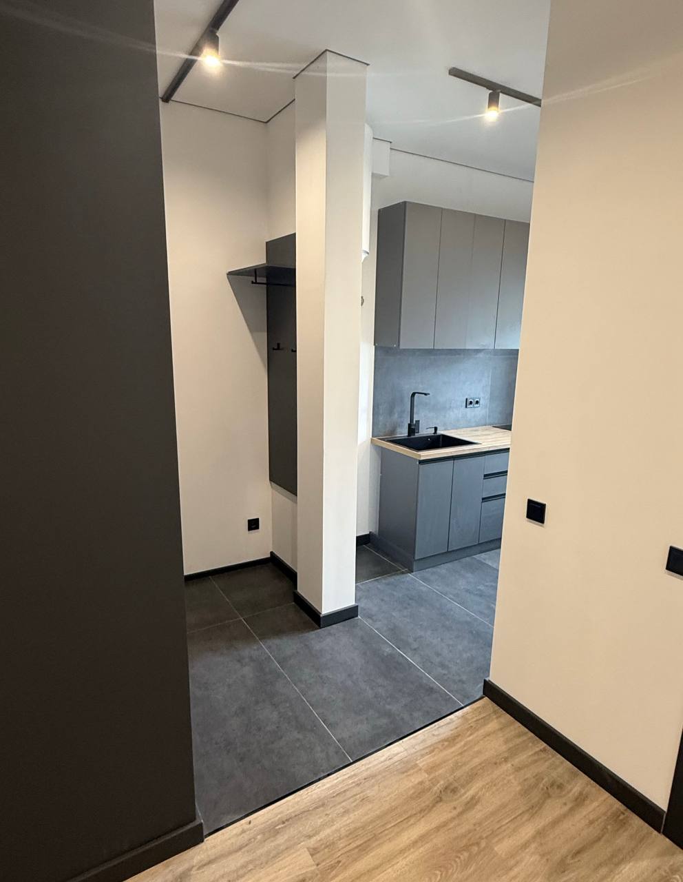 photo_2025-11-20_22-23-45