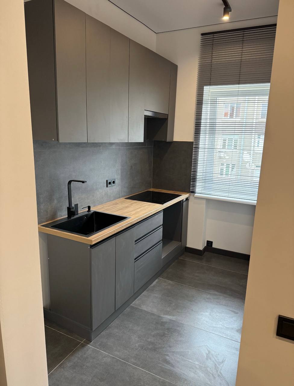 photo_2025-11-20_22-24-05